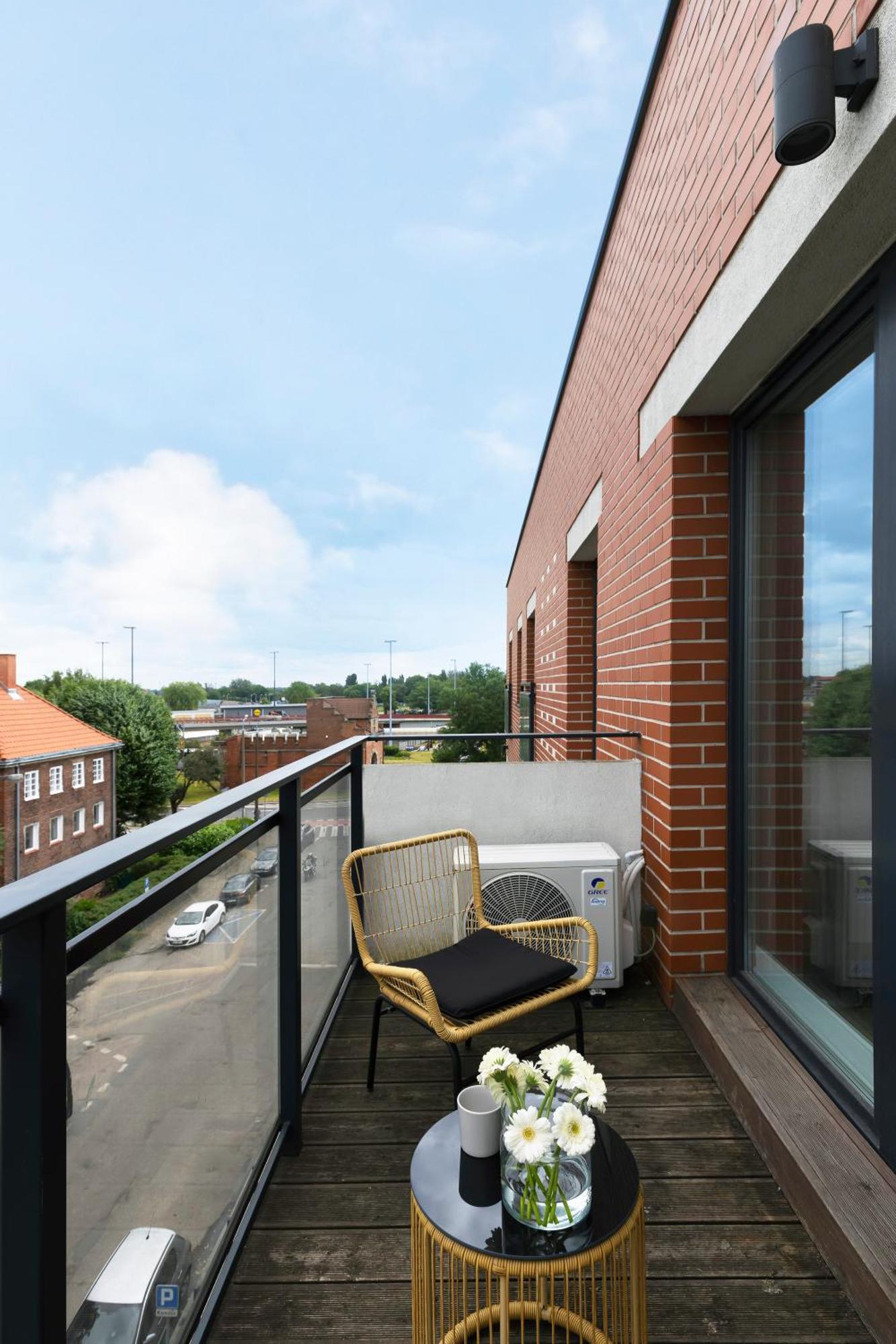 Blue Raven Downtown Apartments Гданьск Экстерьер фото